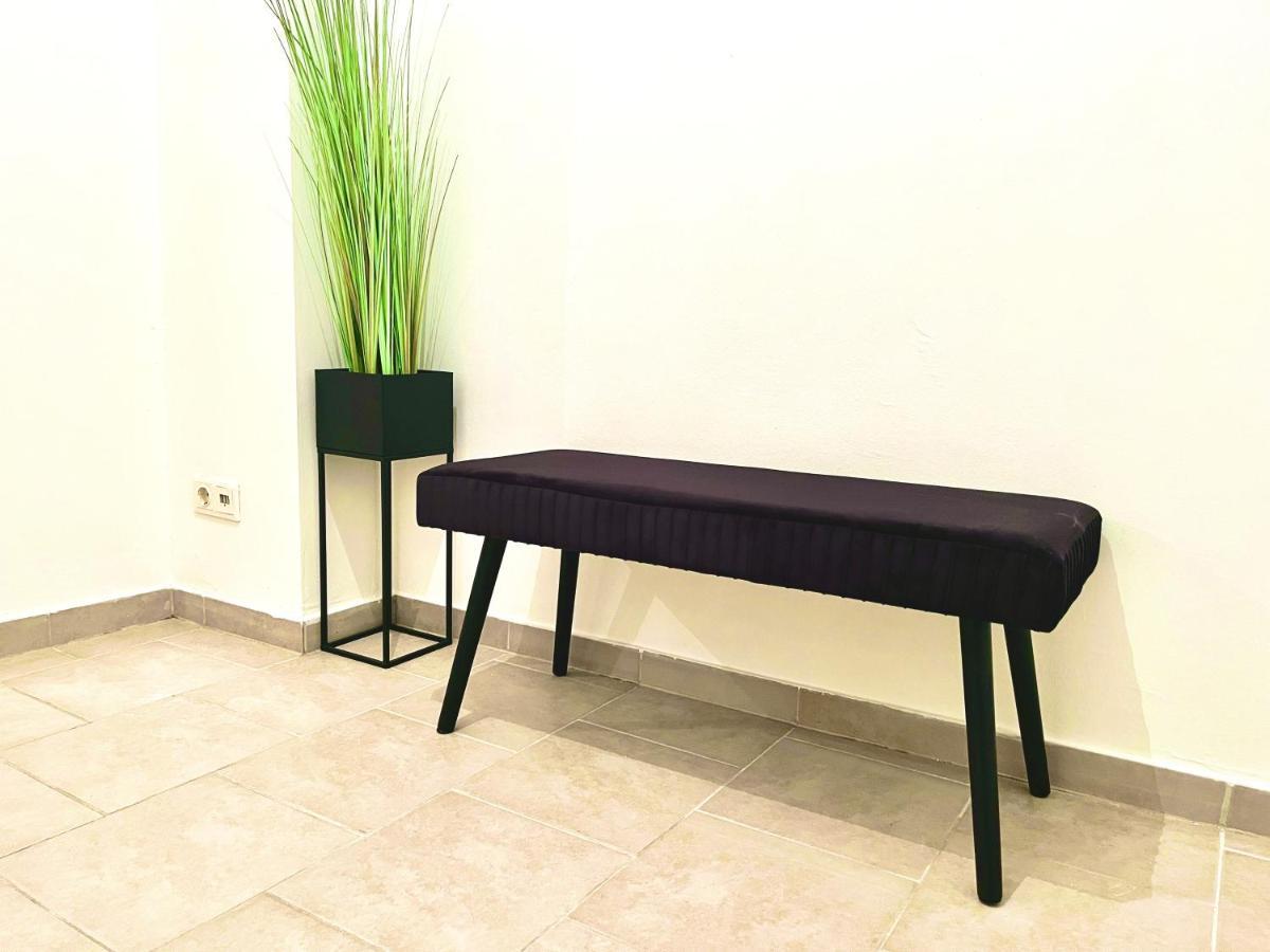 Comfy & Warm City Apartment - Self Check-In Graz Exterior photo